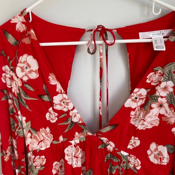 Flower Flowy/Sexy Sundress - Picture 2 of 5